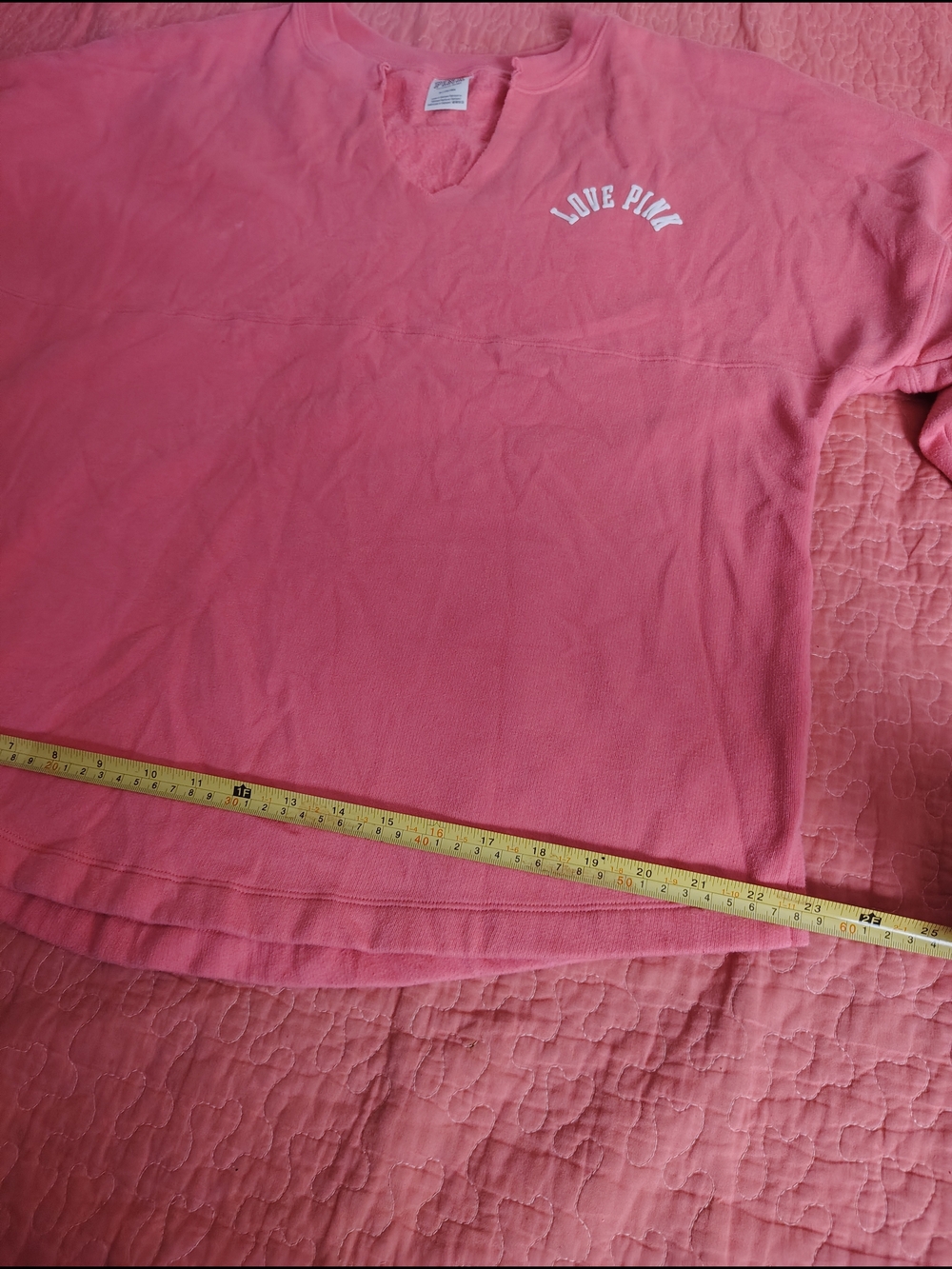 PINK Victoria's Secret Coral Short-Sleeve Crew with 'LOVE PINK' Logo - Picture 7 of 13